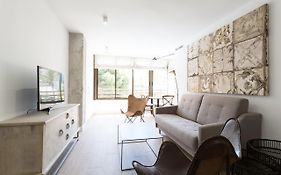 New San Juan Beach Apartment With Ac